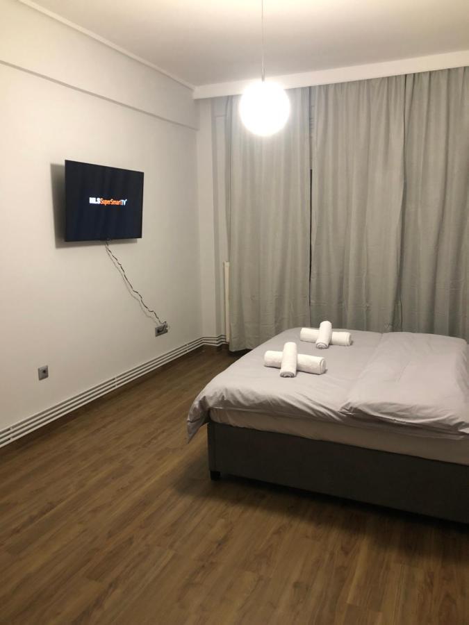 Egnatias 96 Open Apartment Thessaloniki Exterior photo